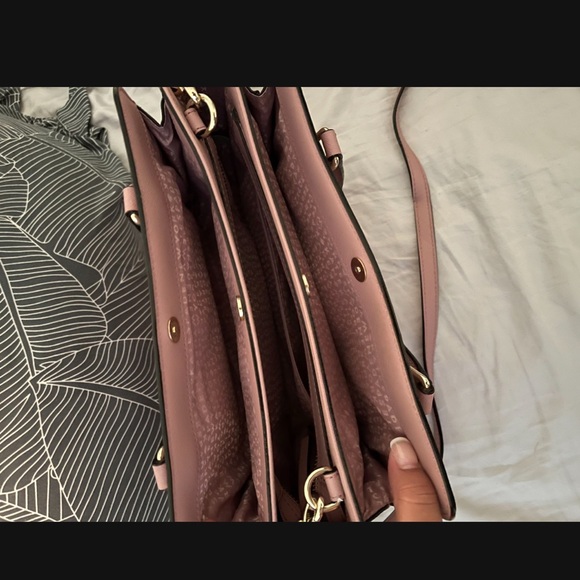 Kate spade purse - Picture 3 of 3